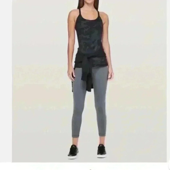 Lululemon Free To Be Tank Nulu Incognito Camo Size 4 - Picture 1 of 7